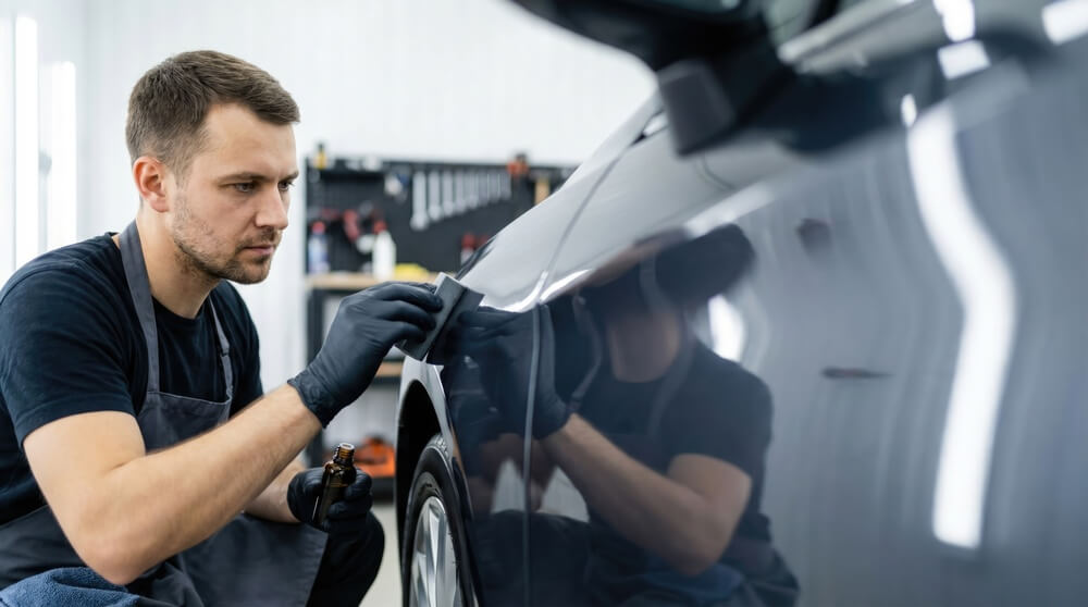 Folie PPF Kraków – skuteczna ochrona lakieru przed rysami i kamieniami